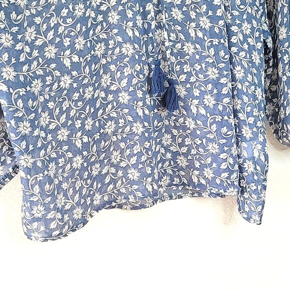 AAKAA Blue White Sheer Floral V-neck Blouse size L Loose Fitting Flowy Tassels - Picture 6 of 13